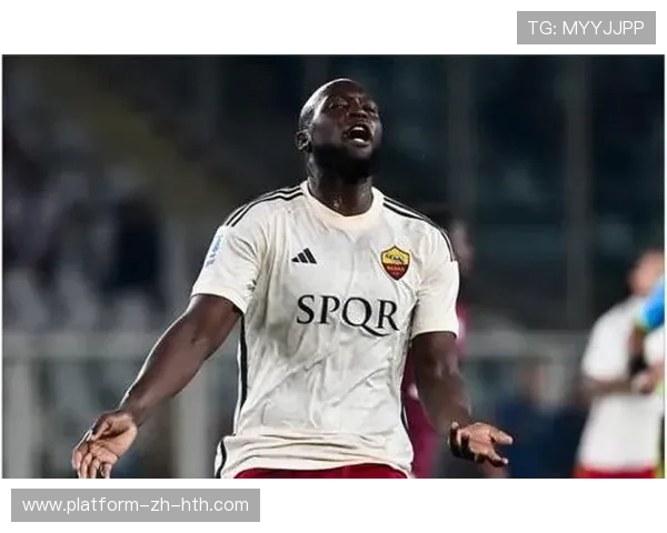 卢卡库超强抗压推进形成绝佳射门位置